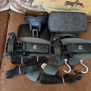 Honda Car kyak roof Rack Set with Accessories .